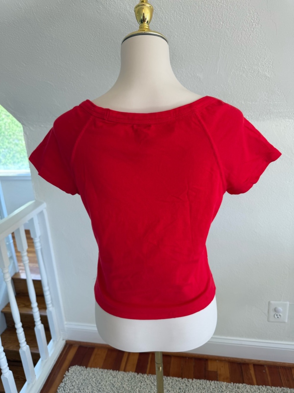 Anthropologie Maeve Cotton Bright Red Scoop-Neck Short Sleeve Tee Size Medium - Picture 2 of 8